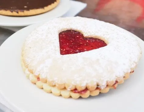 Two Cookies Franchise – Instagram-Confectionary - image 3