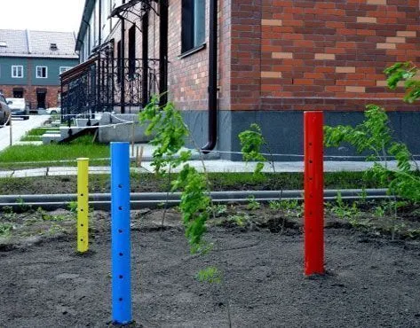 The ParaDogs company produces dog boxes and dog posts for comfortable dog walking