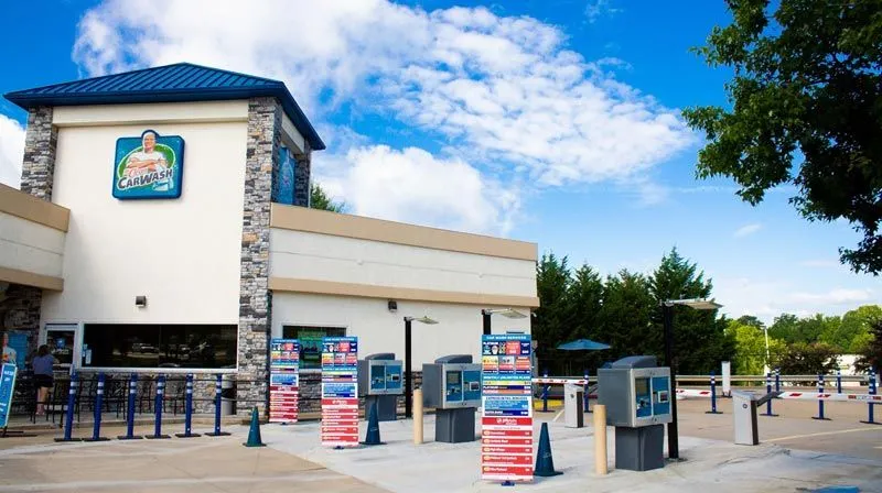 MR. CLEAN CARWASH MR. CLEAN CARWASH