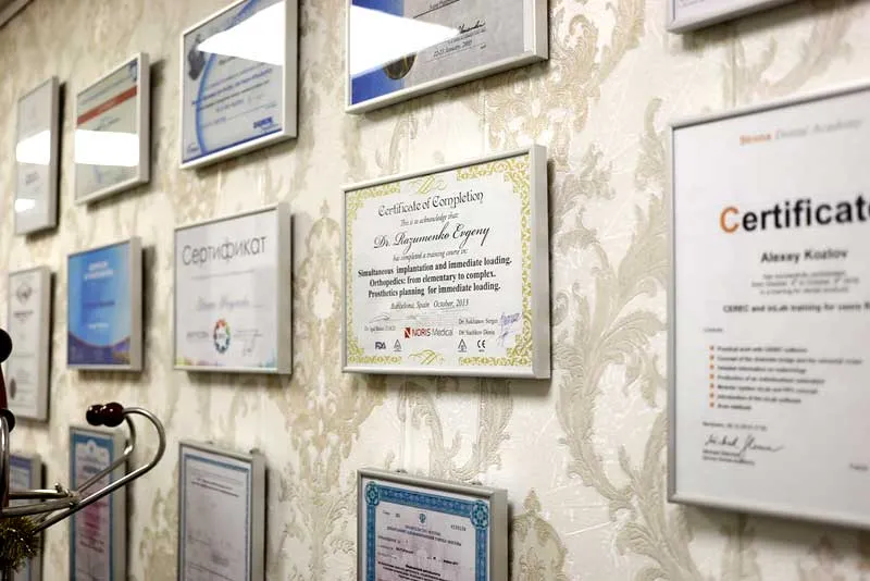 how to get Dr. Razumenko's Dental Clinic franchise