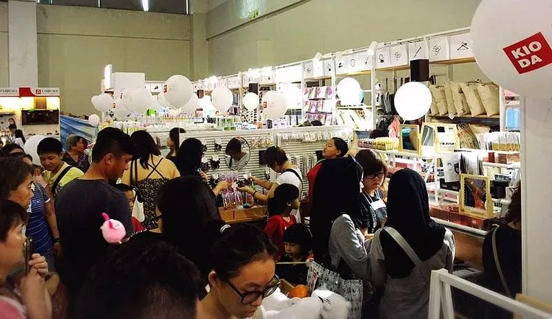 KIO DA. How to Buy a Franchise