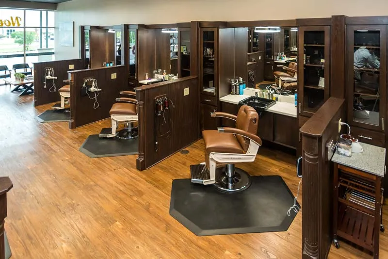 Roosters Men's Grooming Centers