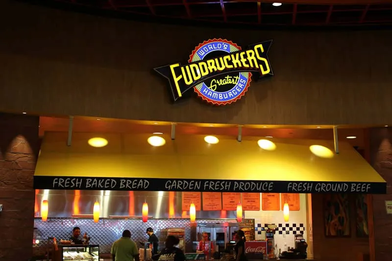 Fuddruckers