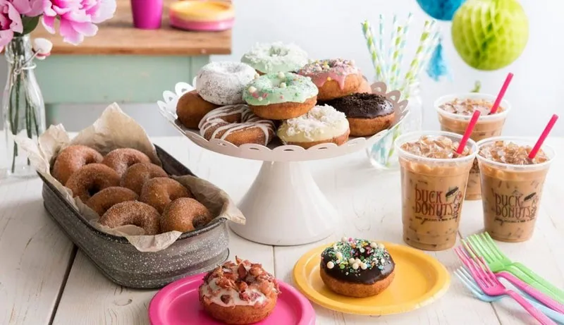 franchise Duck Donuts