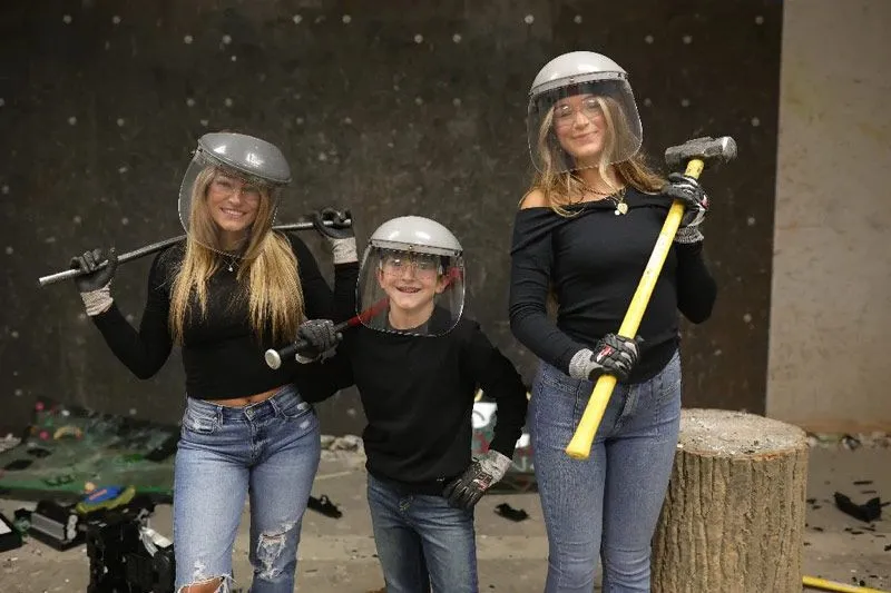 About the iSmash Franchise