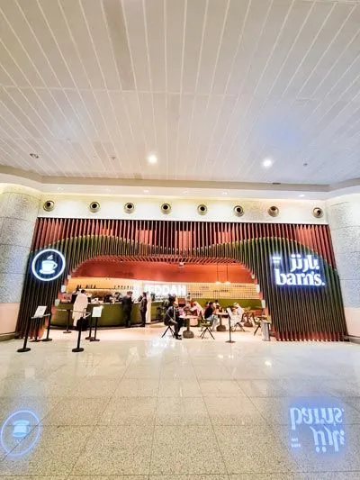 Barn's franchise - airport