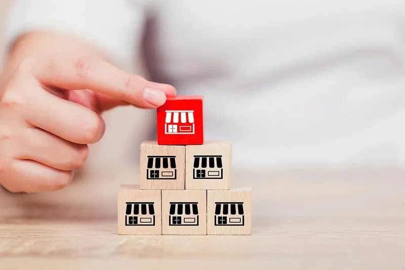 Types of Franchises Types of Franchises