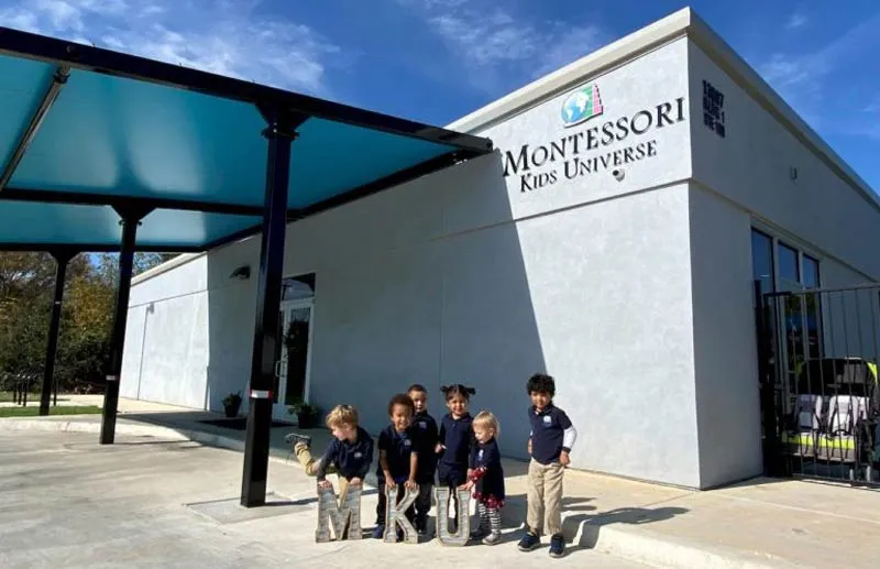 MONTESSORI KIDS UNIVERSE