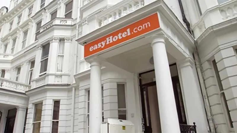 easyHotel franchise