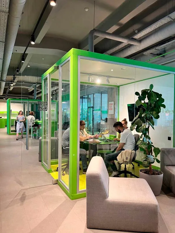 Flacon Franchise - personnel