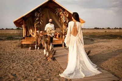 OneGlamping franchise to own