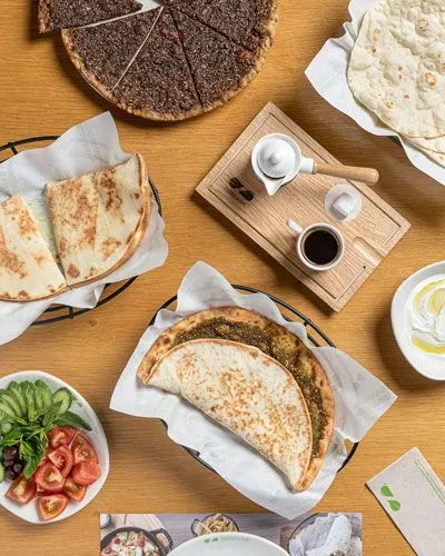Zaatar W Zeit - meals (2)