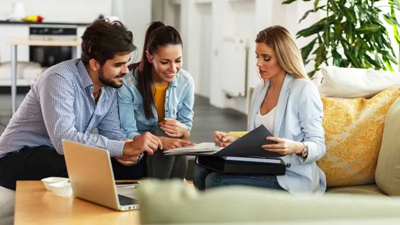 Top 10 Estate Agent Franchise Opportunities in The UK in 2025