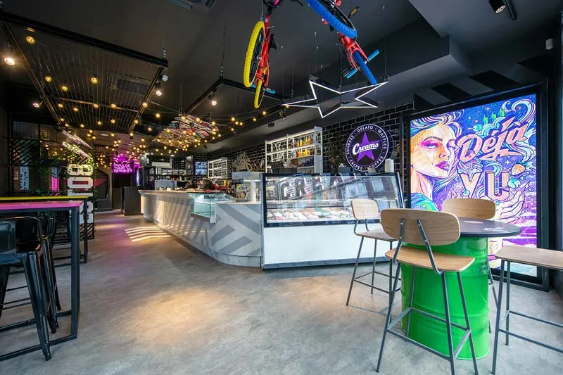 Creams Café Creams Café