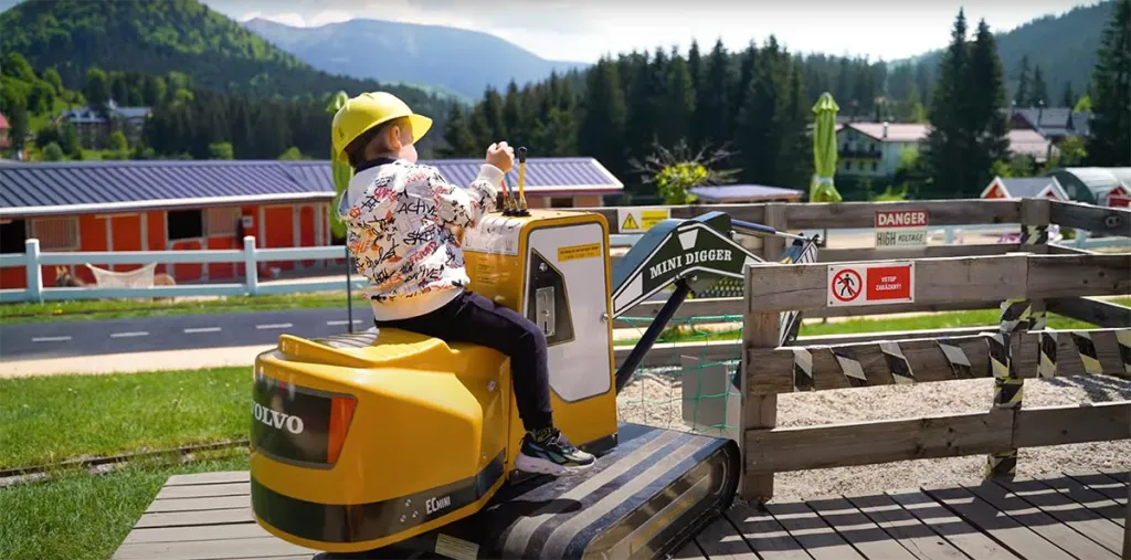 Franchise HAPPYTOWNIA — The Capital of Children