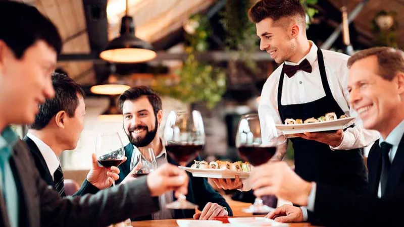 The 10 Best Restaurant Franchises to Buy & Own in the USA of 2025