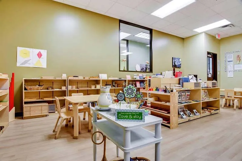 Montessori Kids Universe