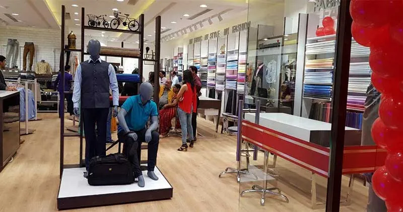 Siyaram Silk Mills Ltd franchise