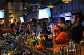 The 10 Best Sports Bar & Pub Franchise Businesses in USA for 2025