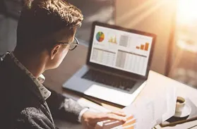 The 5 Best Online Franchise Businesses in USA for 2025