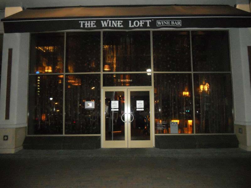 The Wine Loft Bar