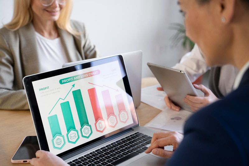 Measuring Franchise Performance: KPIs and Metrics that Franchise Owners Should Track with Topfranchise.com