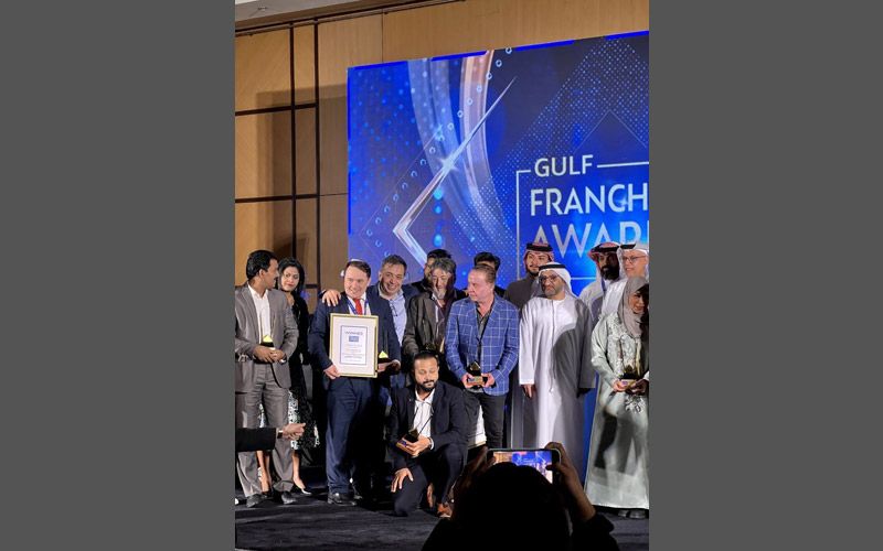 Topfranchise.com's Award at Gulf Franchise Expo 2024! (2)