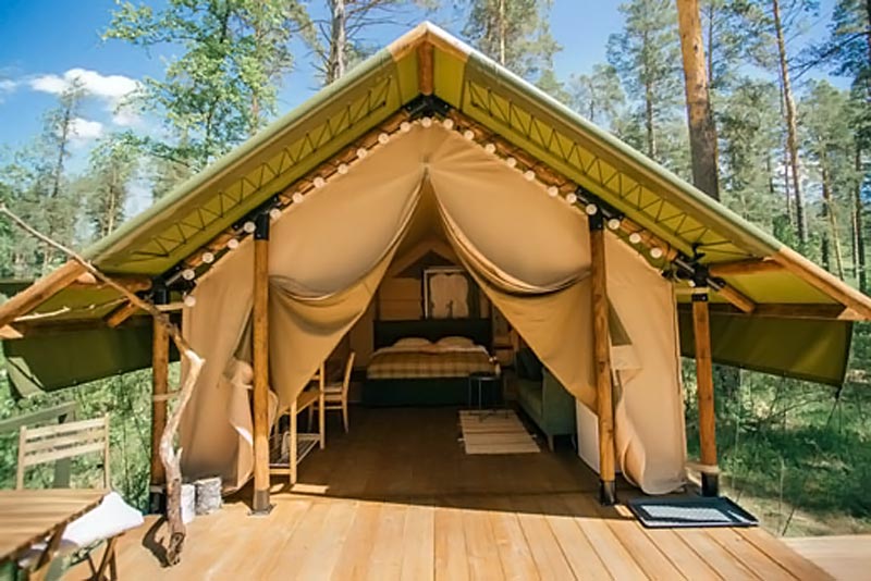 OneGlamping franchise fee