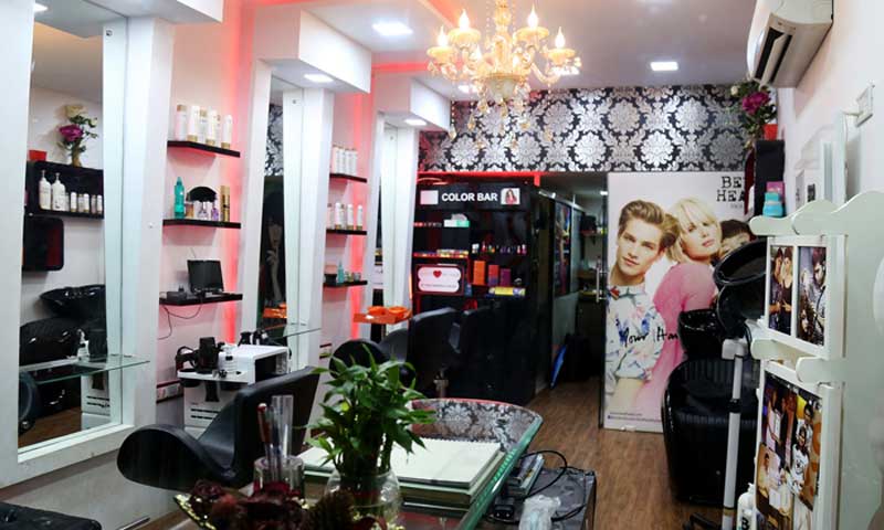 Vikas Marwah's Hair Salon & Academy franchise