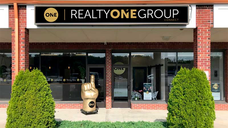 Realty One Group franchise