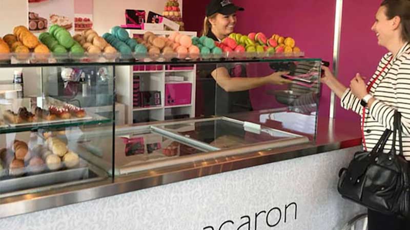 Le Macaron French Pastries franchise