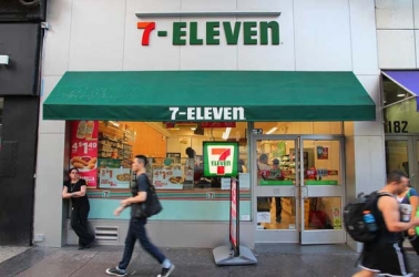 The 7-Eleven Group purchases the ownership interest in Tipple