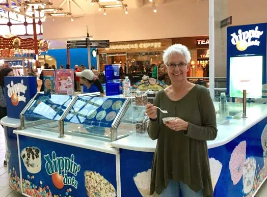 Dippin' Dots Vending Machine  Vending machine design, Vending