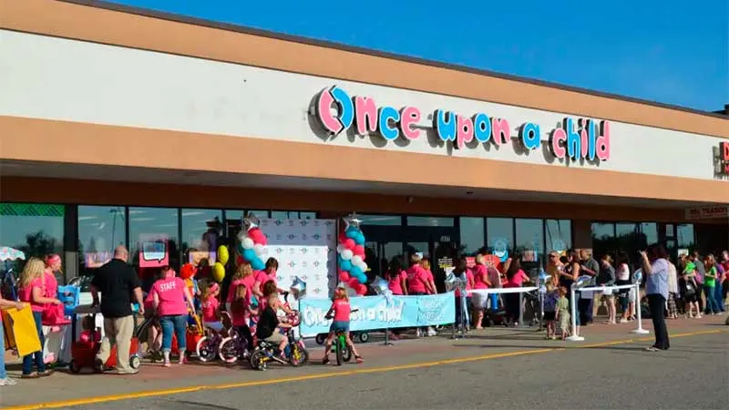 The Ins and Outs of Running a Children's Clothing Store Franchise