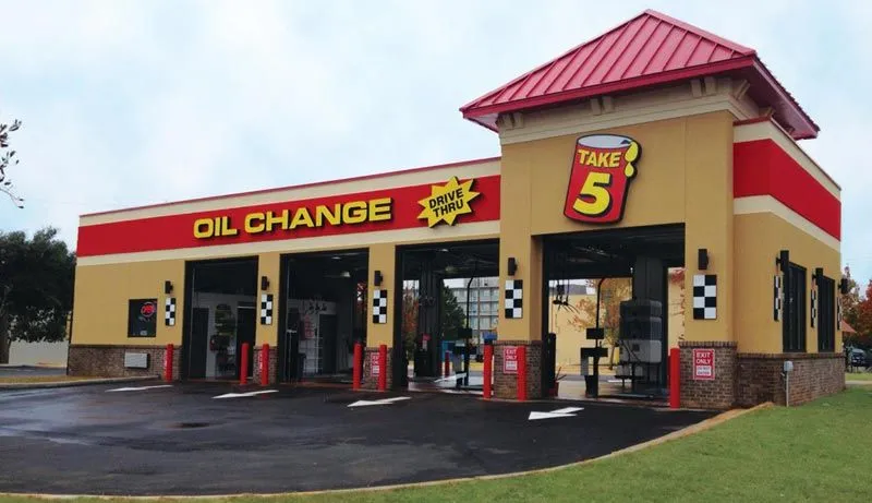 Oil change outlet companies