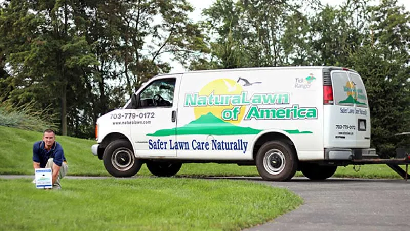 Lawn on sale care franchise